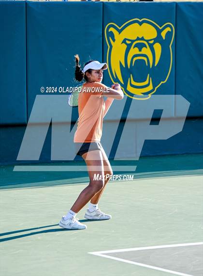 Thumbnail 1 in Seven Lakes vs Westwood (UIL 6A Tennis Final) photogallery.