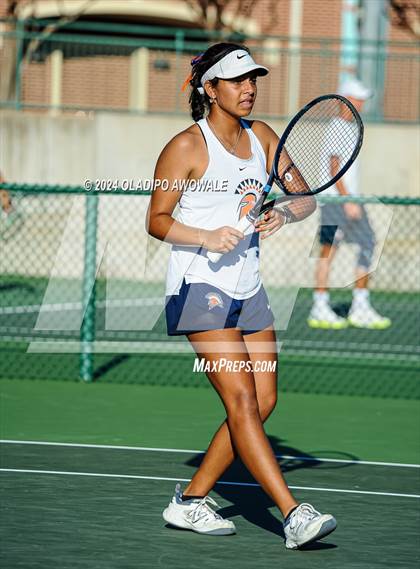 Thumbnail 1 in Seven Lakes vs Westwood (UIL 6A Tennis Final) photogallery.