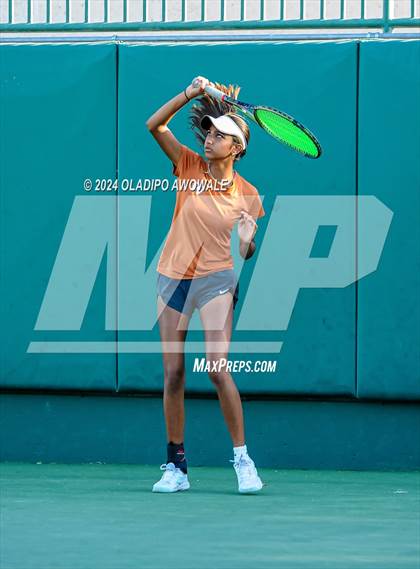 Thumbnail 1 in Seven Lakes vs Westwood (UIL 6A Tennis Final) photogallery.