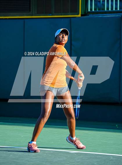 Thumbnail 2 in Seven Lakes vs Westwood (UIL 6A Tennis Final) photogallery.