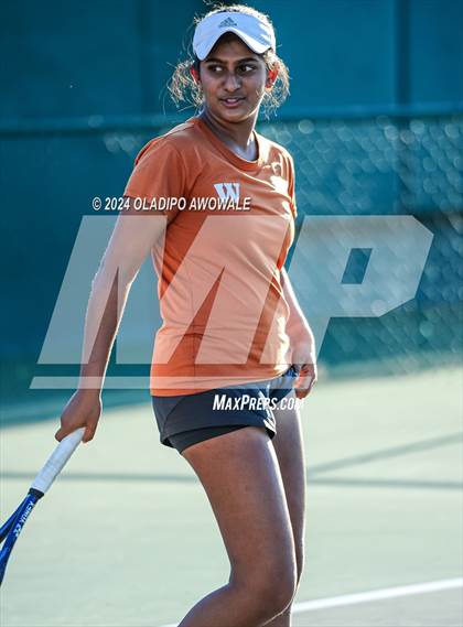 Thumbnail 3 in Seven Lakes vs Westwood (UIL 6A Tennis Final) photogallery.