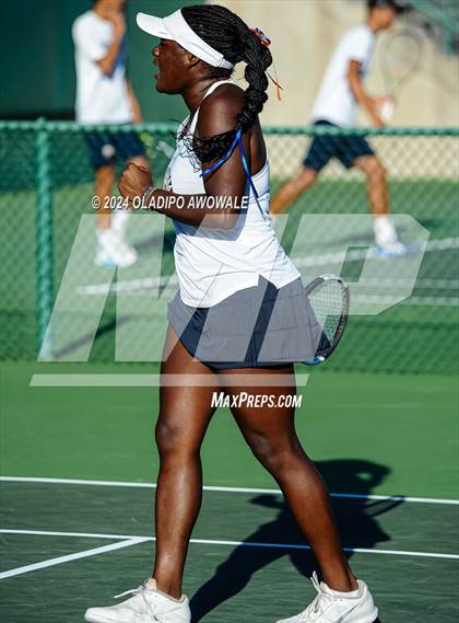 Thumbnail 1 in Seven Lakes vs Westwood (UIL 6A Tennis Final) photogallery.