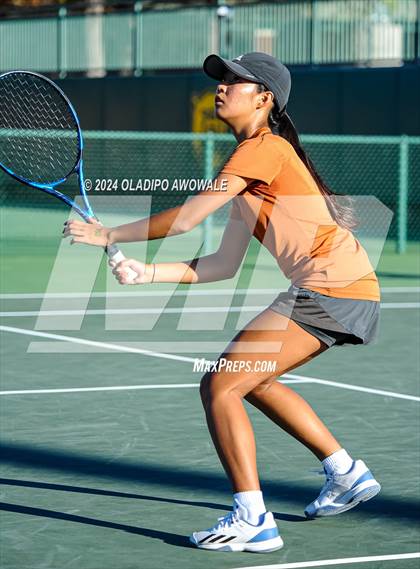 Thumbnail 3 in Seven Lakes vs Westwood (UIL 6A Tennis Final) photogallery.