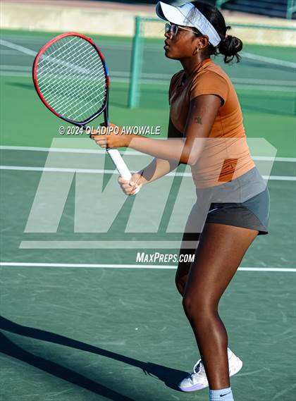 Thumbnail 2 in Seven Lakes vs Westwood (UIL 6A Tennis Final) photogallery.