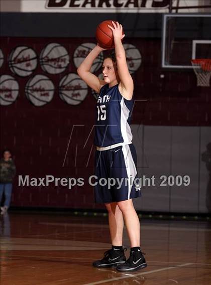 Thumbnail 2 in Edmond North vs Van Buren (Sherman Holiday Tournament) photogallery.