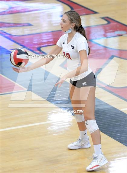 Thumbnail 1 in Capistrano Valley @ Jserra Catholic photogallery.