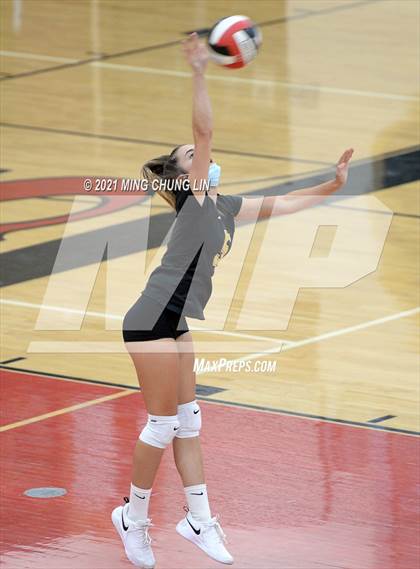 Thumbnail 1 in Capistrano Valley @ Jserra Catholic photogallery.