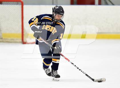 Thumbnail 2 in Simsbury @ Notre Dame-Fairfield photogallery.