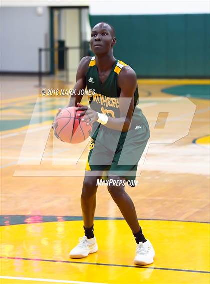 Thumbnail 2 in Estrella Foothills vs. Peoria  (Judy Dixon Tournament) photogallery.