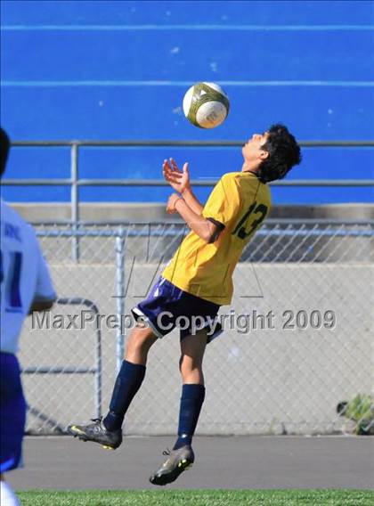 Thumbnail 2 in San Diego vs. Morse photogallery.