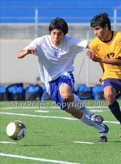 Thumbnail 3 in San Diego vs. Morse photogallery.