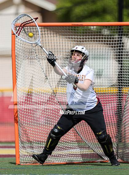 Thumbnail 1 in Huntington Beach @ Simi Valley (CIF-SS Div-3 Quarterfinal) photogallery.