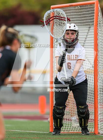 Thumbnail 2 in Huntington Beach @ Simi Valley (CIF-SS Div-3 Quarterfinal) photogallery.