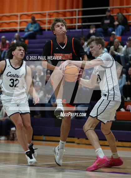 Thumbnail 2 in Tunkhannock vs. Central Columbia (Journey Bank Classic) photogallery.