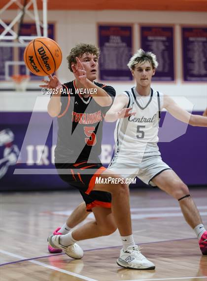 Thumbnail 3 in Tunkhannock vs. Central Columbia (Journey Bank Classic) photogallery.