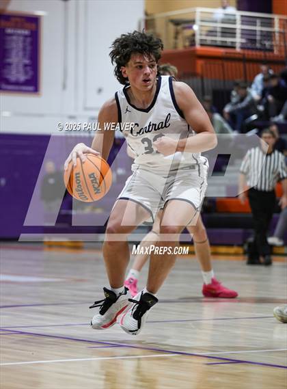 Thumbnail 1 in Tunkhannock vs. Central Columbia (Journey Bank Classic) photogallery.