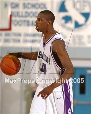 Thumbnail 3 in North Broward Prep vs. Sacramento (Les Schwab Challenge) photogallery.