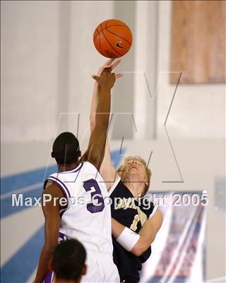 Thumbnail 3 in North Broward Prep vs. Sacramento (Les Schwab Challenge) photogallery.
