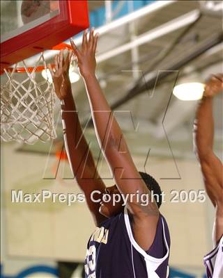 Thumbnail 3 in North Broward Prep vs. Sacramento (Les Schwab Challenge) photogallery.