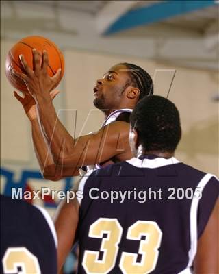 Thumbnail 3 in North Broward Prep vs. Sacramento (Les Schwab Challenge) photogallery.