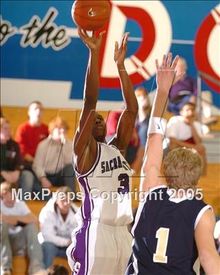 Thumbnail 3 in North Broward Prep vs. Sacramento (Les Schwab Challenge) photogallery.