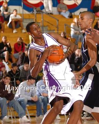 Thumbnail 2 in North Broward Prep vs. Sacramento (Les Schwab Challenge) photogallery.