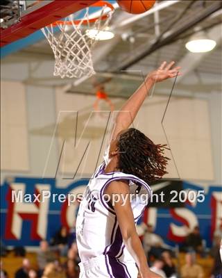 Thumbnail 2 in North Broward Prep vs. Sacramento (Les Schwab Challenge) photogallery.