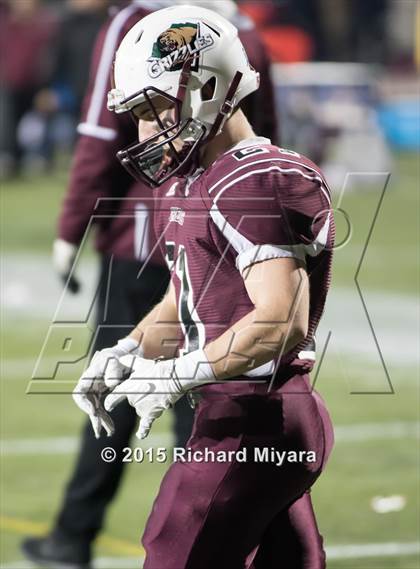 Thumbnail 1 in Exeter vs. Goffstown (NHIAA Division 1 Final) photogallery.