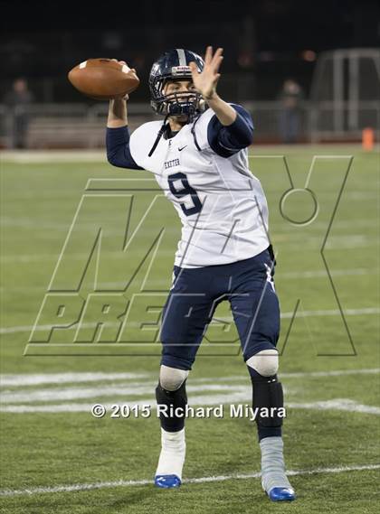 Thumbnail 1 in Exeter vs. Goffstown (NHIAA Division 1 Final) photogallery.