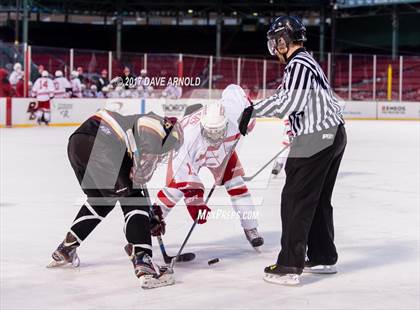 Thumbnail 3 in Boston College High vs. Catholic Memorial (Frozen Fenway) photogallery.