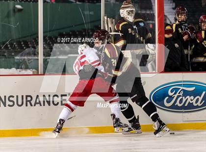 Thumbnail 2 in Boston College High vs. Catholic Memorial (Frozen Fenway) photogallery.