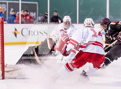 Thumbnail 2 in Boston College High vs. Catholic Memorial (Frozen Fenway) photogallery.