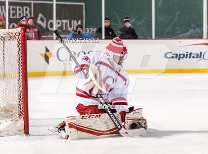 Thumbnail 3 in Boston College High vs. Catholic Memorial (Frozen Fenway) photogallery.