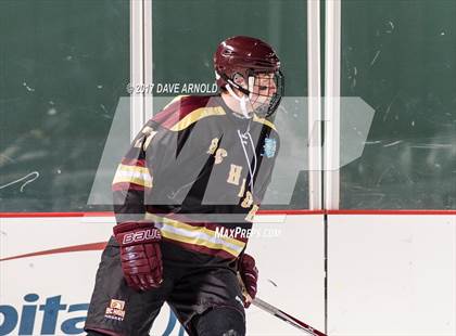 Thumbnail 2 in Boston College High vs. Catholic Memorial (Frozen Fenway) photogallery.