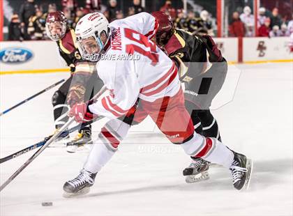 Thumbnail 3 in Boston College High vs. Catholic Memorial (Frozen Fenway) photogallery.