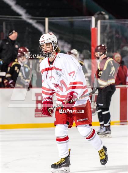 Thumbnail 2 in Boston College High vs. Catholic Memorial (Frozen Fenway) photogallery.