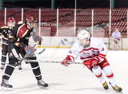 Thumbnail 2 in Boston College High vs. Catholic Memorial (Frozen Fenway) photogallery.