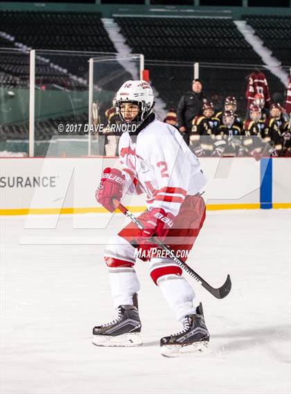 Thumbnail 2 in Boston College High vs. Catholic Memorial (Frozen Fenway) photogallery.