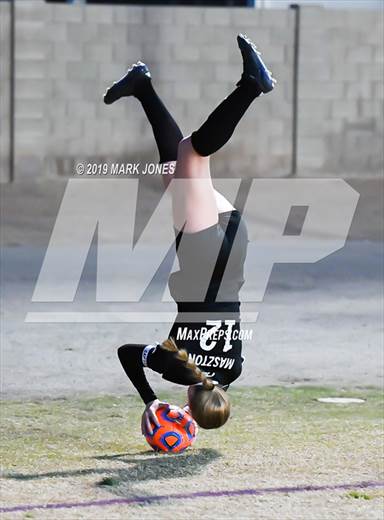 null - Photo 01