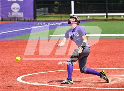 Thumbnail 2 in Atkins vs. Booneville (AAA 3A Final) photogallery.