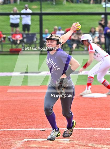 Thumbnail 2 in Atkins vs. Booneville (AAA 3A Final) photogallery.