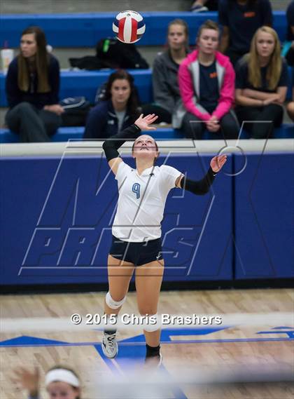 Thumbnail 1 in Har-Ber vs Conway (AAA 7A 2nd Round Playoff) photogallery.