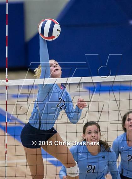 Thumbnail 3 in Har-Ber vs Conway (AAA 7A 2nd Round Playoff) photogallery.