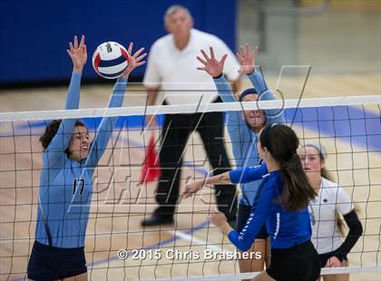Thumbnail 2 in Har-Ber vs Conway (AAA 7A 2nd Round Playoff) photogallery.