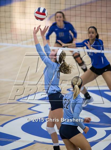 Thumbnail 2 in Har-Ber vs Conway (AAA 7A 2nd Round Playoff) photogallery.