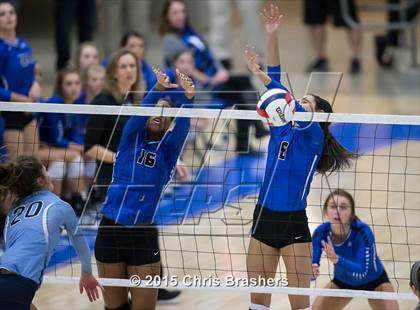 Thumbnail 1 in Har-Ber vs Conway (AAA 7A 2nd Round Playoff) photogallery.