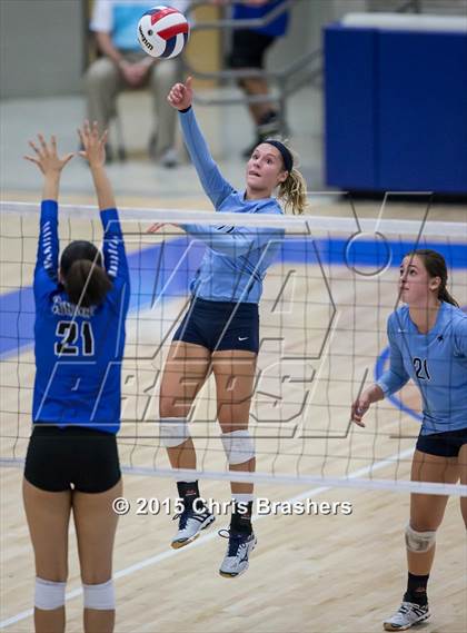 Thumbnail 3 in Har-Ber vs Conway (AAA 7A 2nd Round Playoff) photogallery.
