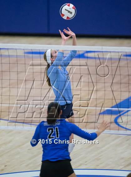 Thumbnail 1 in Har-Ber vs Conway (AAA 7A 2nd Round Playoff) photogallery.