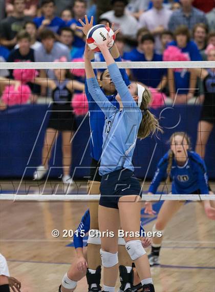 Thumbnail 2 in Har-Ber vs Conway (AAA 7A 2nd Round Playoff) photogallery.