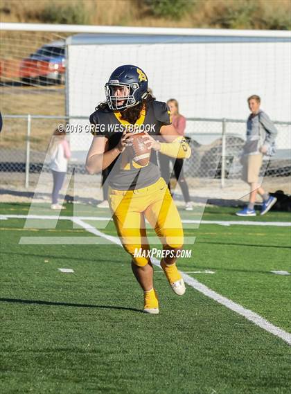 Thumbnail 2 in Summit Academy vs. Richfield photogallery.